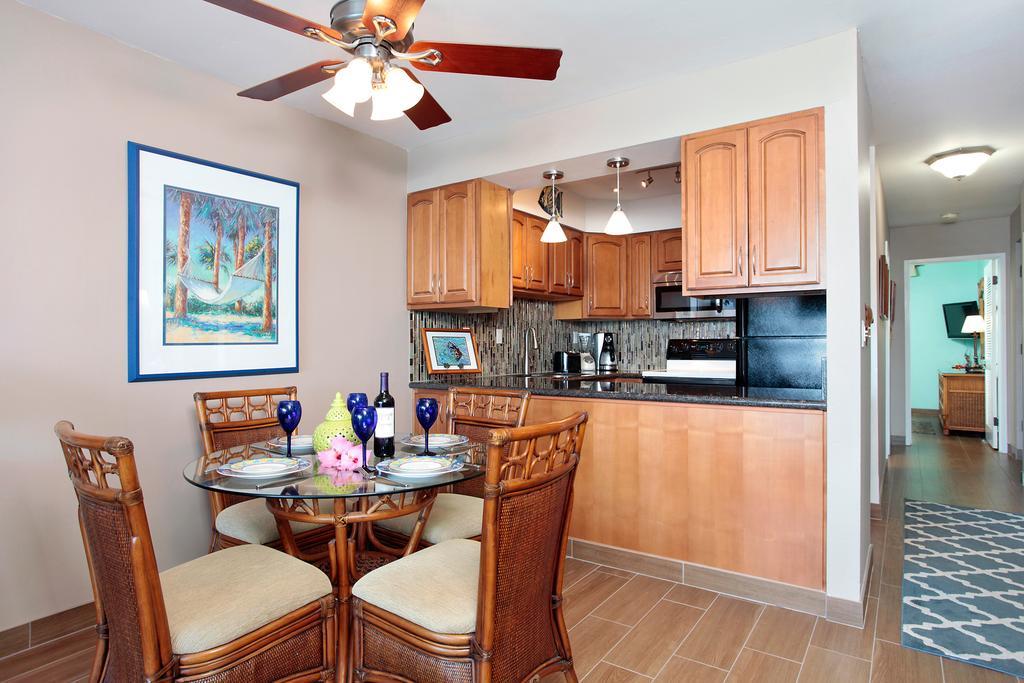 Noelani Condominium Resort Lahaina Esterno foto